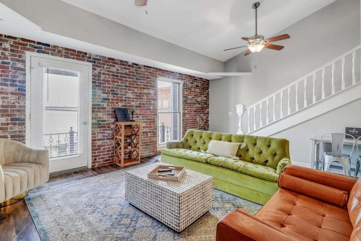 Eagle'S Landing Loft-Downtown Above Bull & Barrel Appartement Statesboro Buitenkant foto